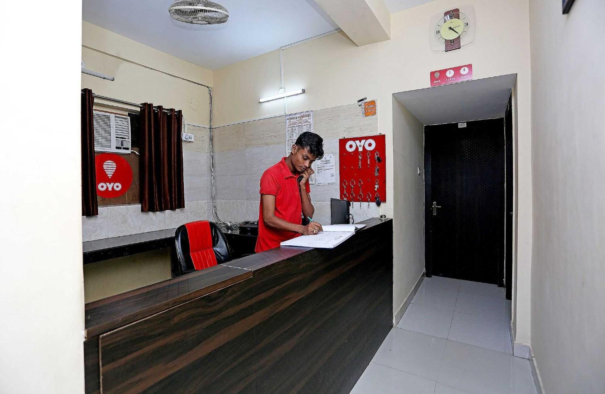 Oyo 10014比什努普尔酒店 加尔各答 外观 照片